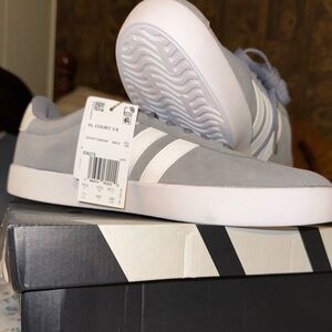 Adidas VL Court 3.0 - Stylish Gray